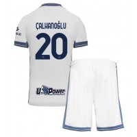 Camiseta Inter Milan Hakan Calhanoglu #20 Visitante Equipación para niños 2024-25 manga corta (+ pantalones cortos)